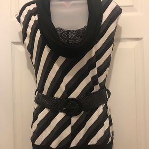 Belted striped cow neck top w/lace trim